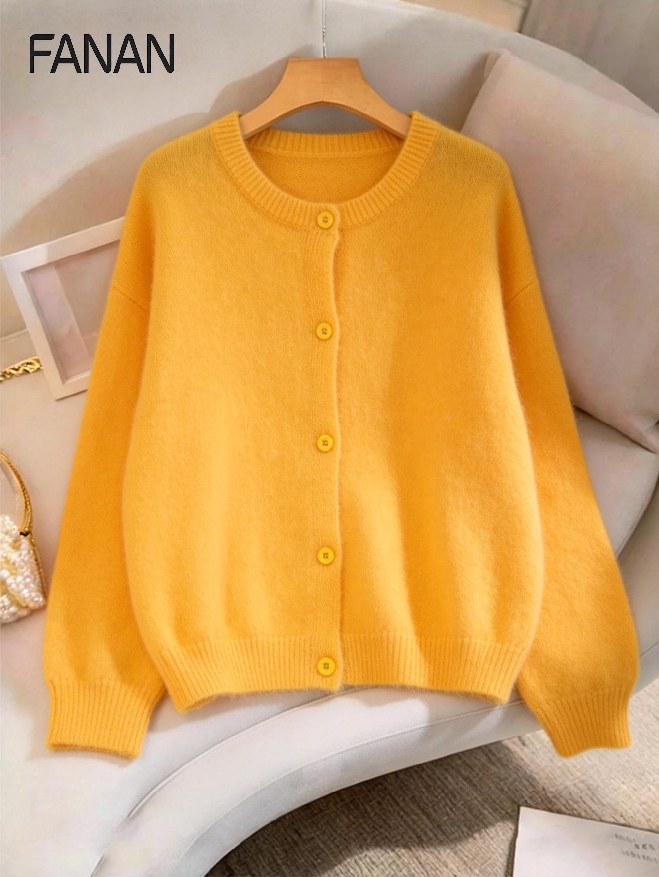 Yellow Winter Clothing - New Autumn and Winter Niche Knit