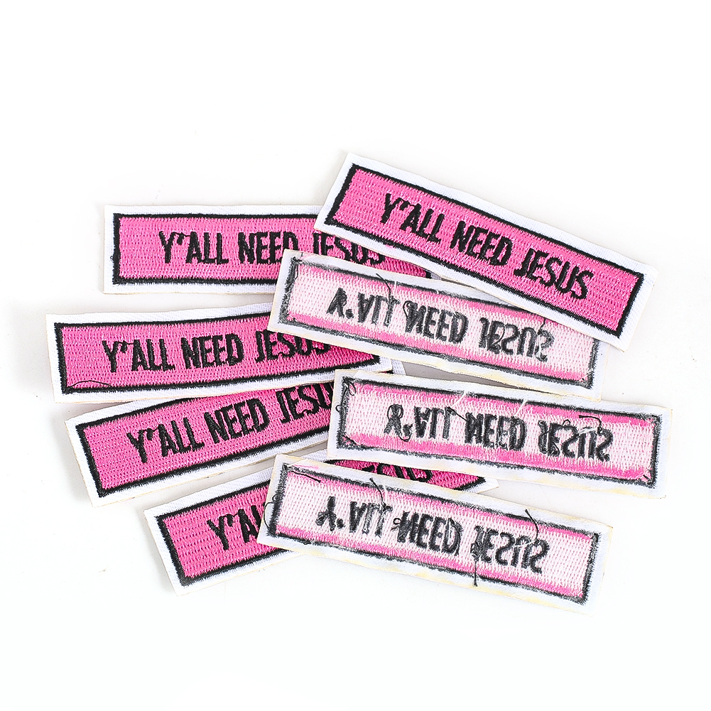 Pink Embroidered Inspirational - Winter Clothing Quotes recensione e prezzo