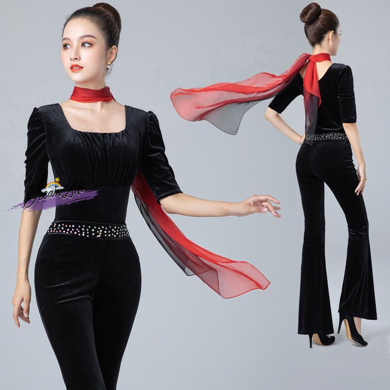 Women's Velvet Dance Suit Set  - Winter Clothing Fashion recensione e prezzo