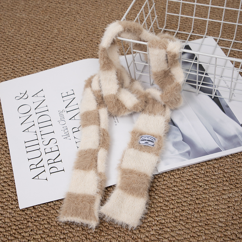 Y2k Striped Plush Narrow Long  - Winter Clothing Trends 2025 recensione e prezzo