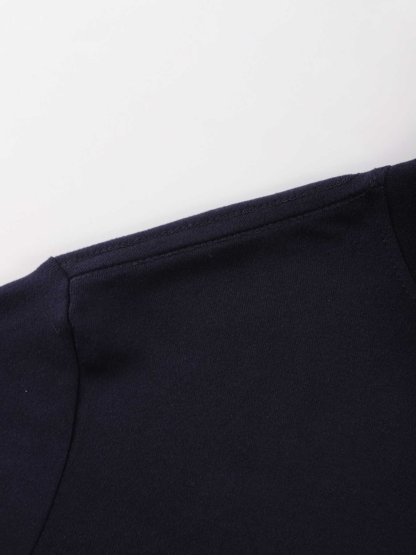 Classic Colors Representing It - Winter Clothing Fashion recensione e prezzo