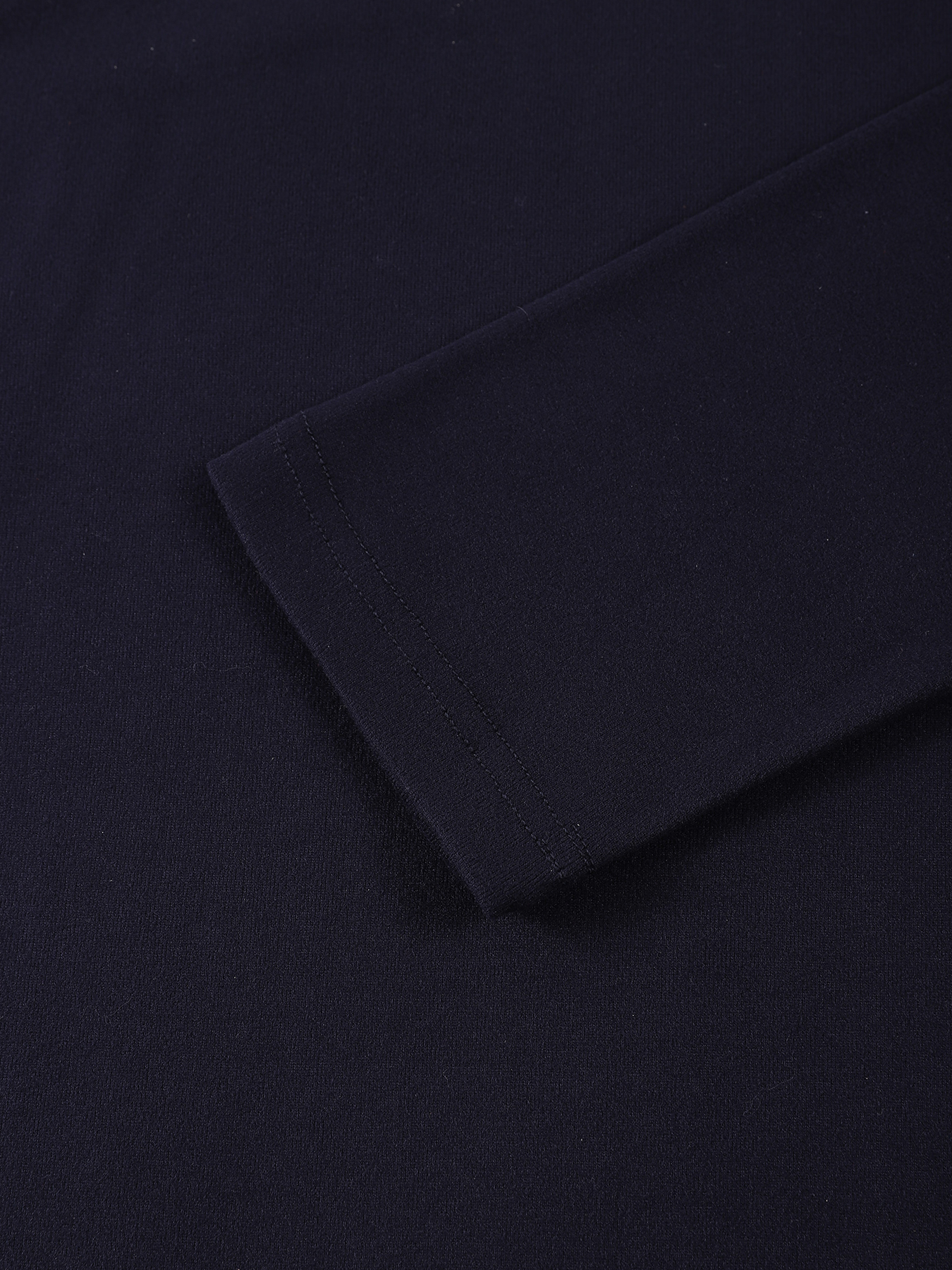 Classic Colors Representing It - Winter Clothing Fashion recensione e prezzo