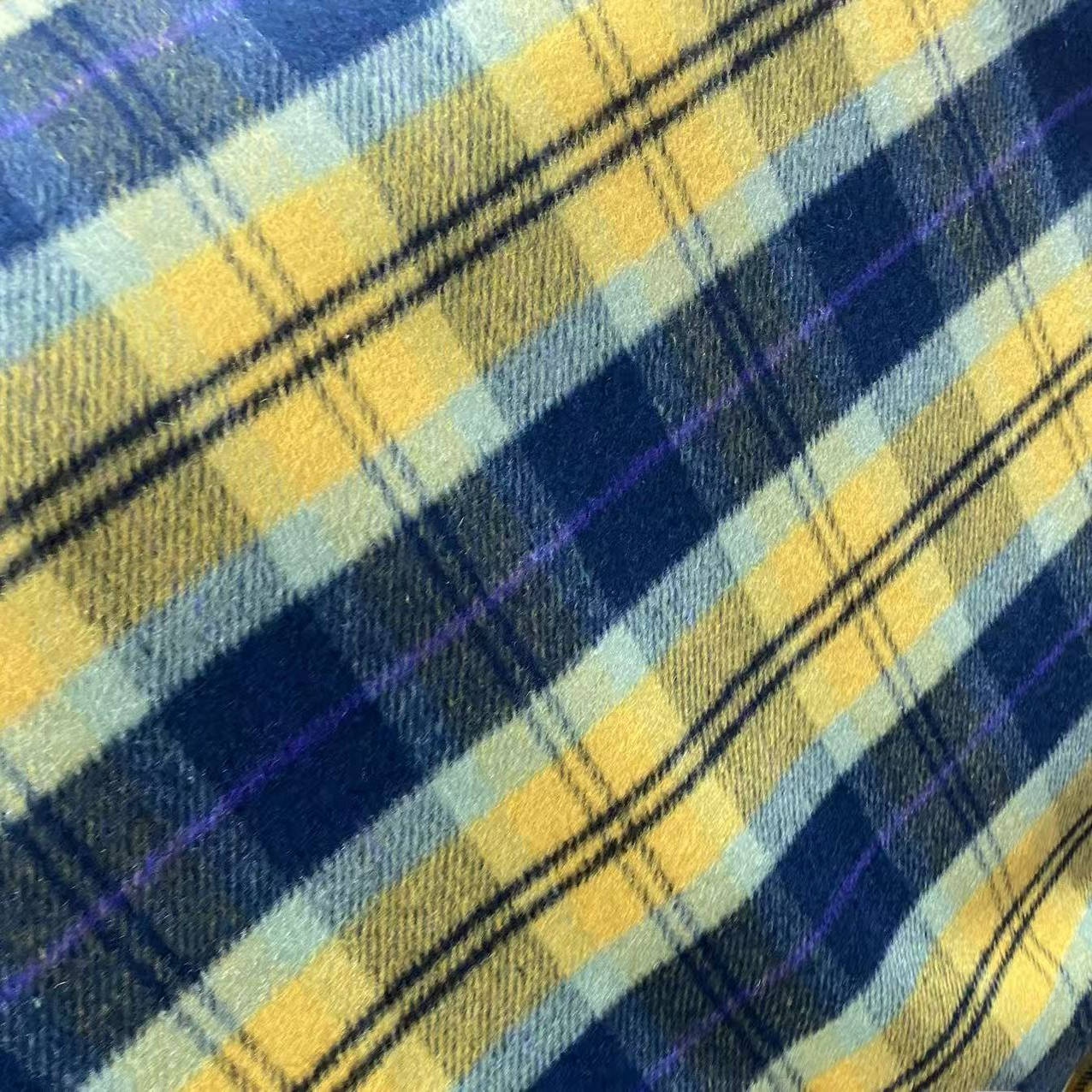 Woolen Plaid Fabric 657g  Yell - Yellow Winter Clothing recensione e prezzo