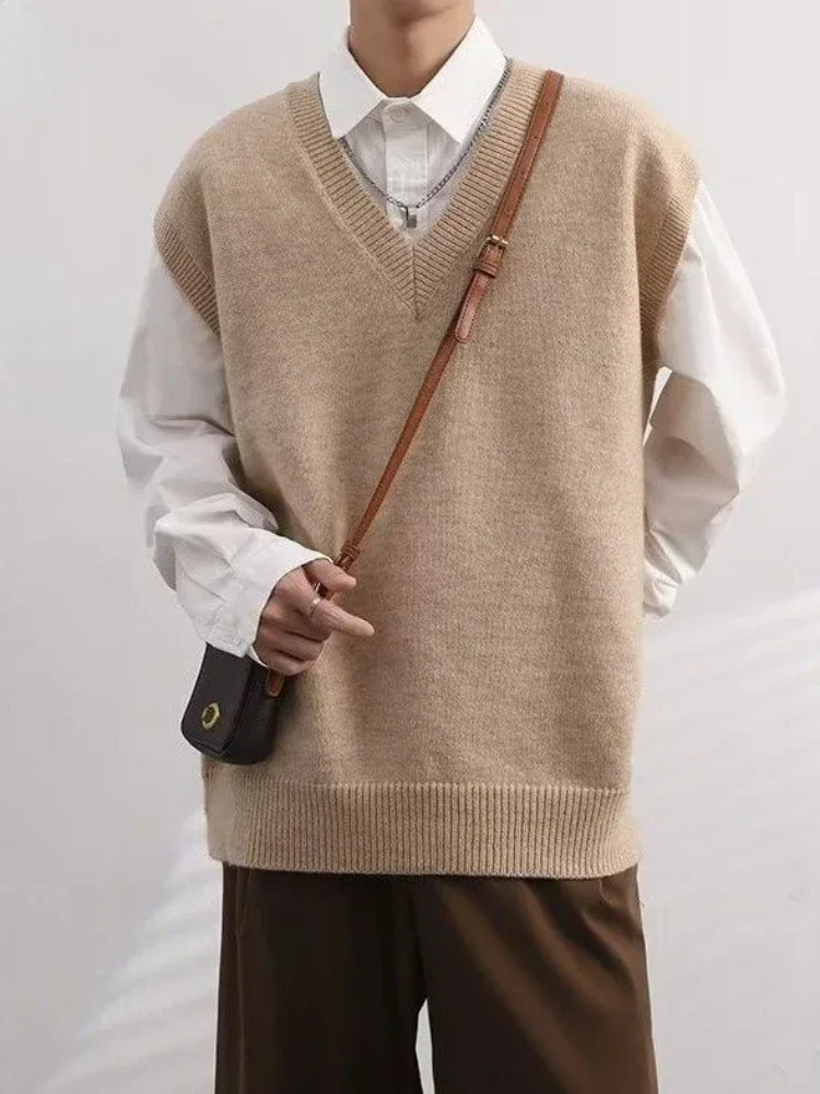 Vest Waistcoat Beige V Neck Kn - Winter Clothing Trends 2025 recensione e prezzo