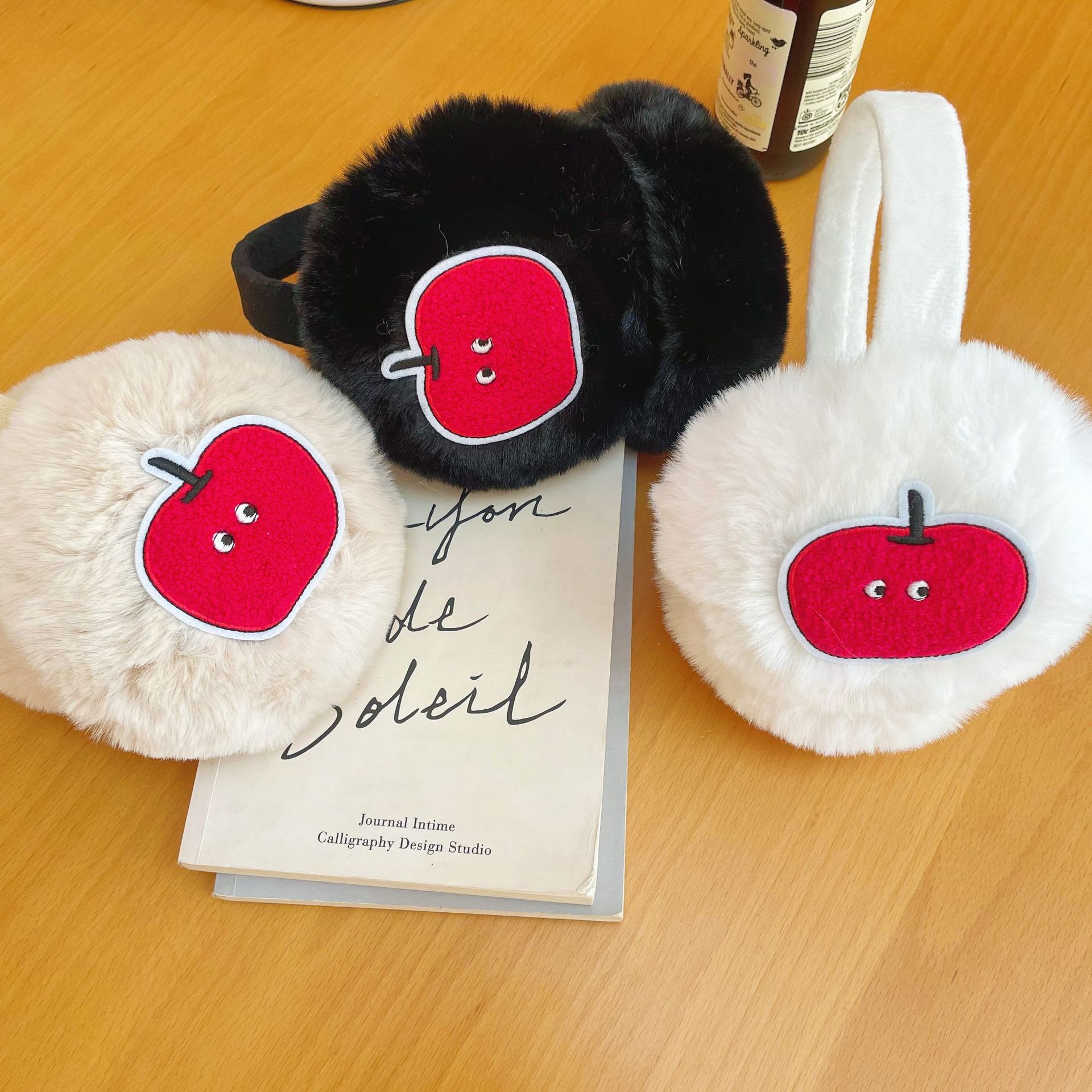 Anjj New Apple Earmuffs Exquis - Winter Clothing Earmuffs recensione e prezzo
