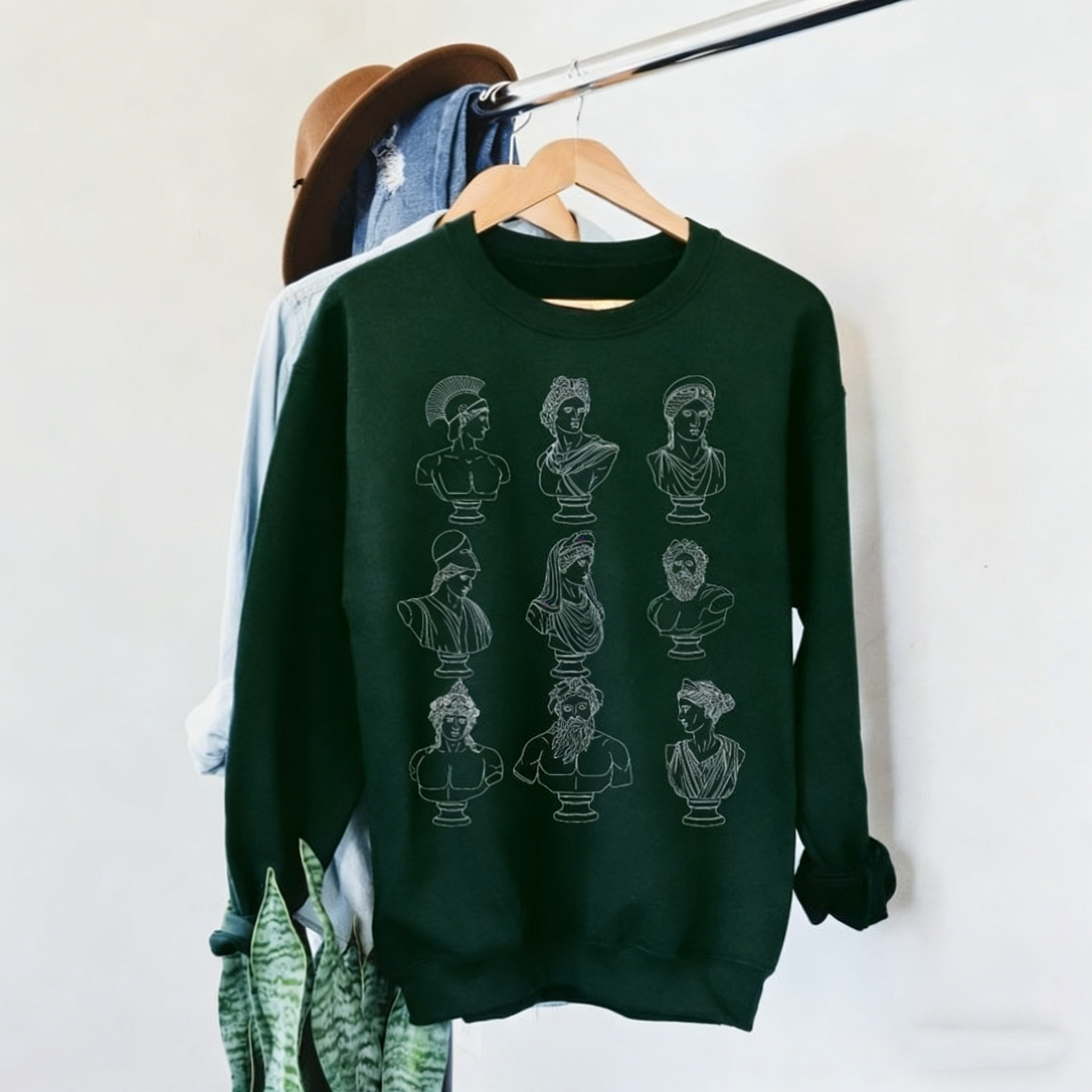 Winter Dark Sweatshirt Light A - Winter Clothing Quotes recensione e prezzo